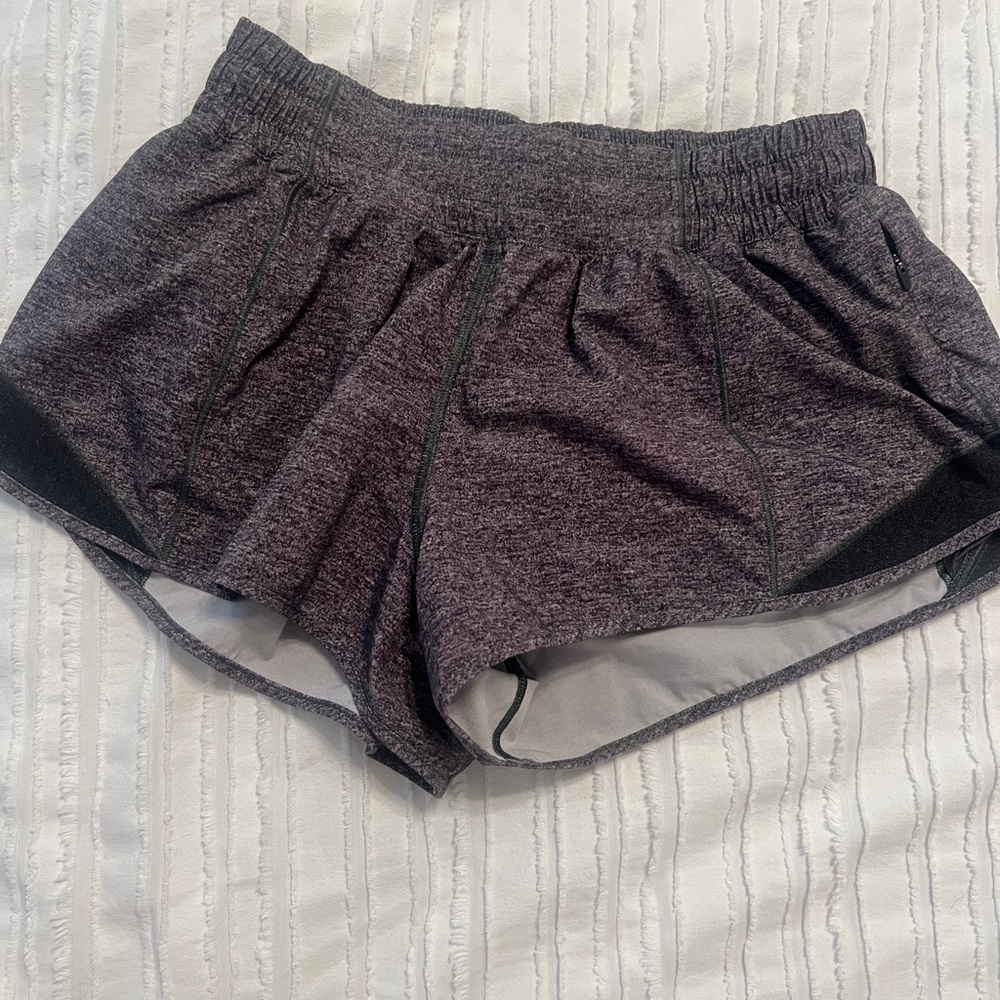 Grey lululemon 2.5 hotty hot shorts